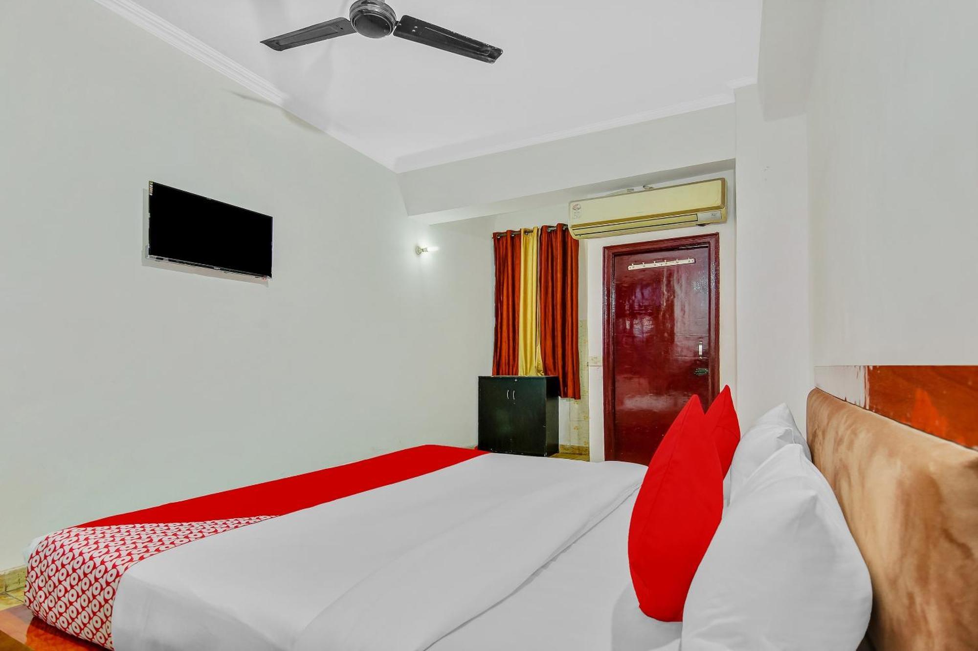 Hotel O Yash Hotel Ghaziabad Exterior photo